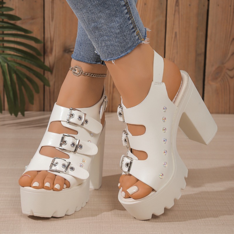 Süper Yüksek Topuklu Sandaletl - Metallic Heel Sandal incelemesi ve fiyatı