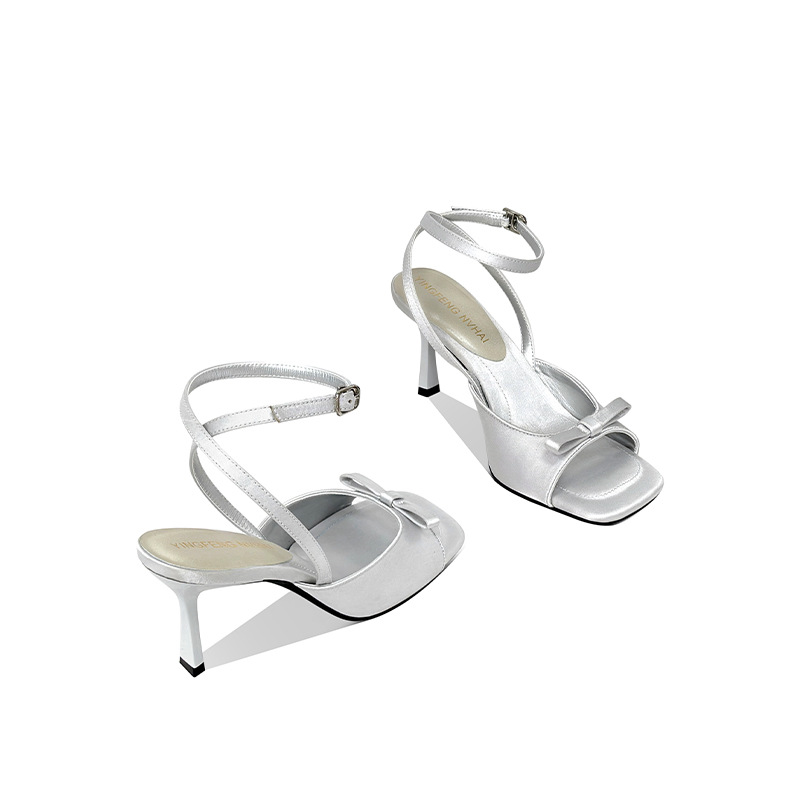 Kadın Siyah/Gümüş Metalik Burn - Metallic Heel Sandal incelemesi ve fiyatı